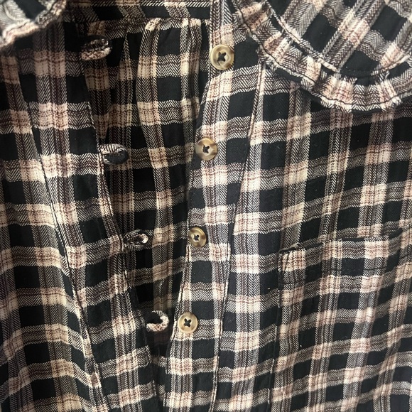 Pilcro by Anthropologie Keira Plaid Button-Up Top - Picture 7 of 12